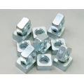 Mainit na dip galvanized square nut